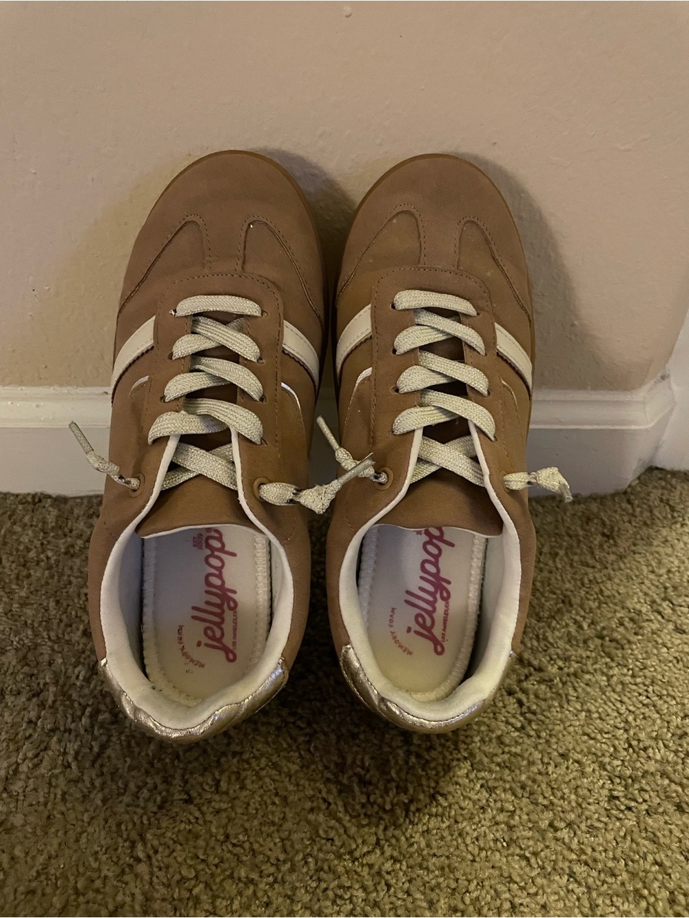 Jellypop women’s Tan Sneakers with Cream Stripes